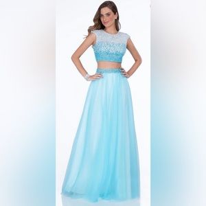 NWOT TERANI COUTORE WOMENS FORMAL 2 PIECE A LINE GOWN TEAL BLUE AND WHITE SIZE 4